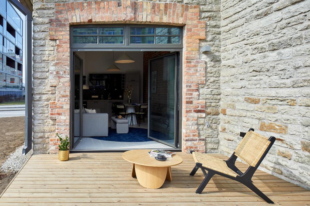 High Ceiling Loft With Its Own Backyard And A Terrace Leilighet Tallinn Eksteriør bilde